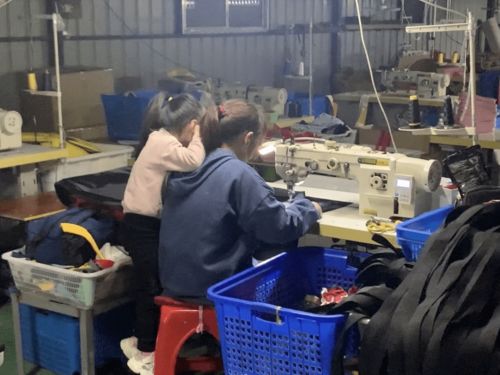 楊淑亭 從淘寶客服到輪椅上的廠長，用堅韌綻放青春之光